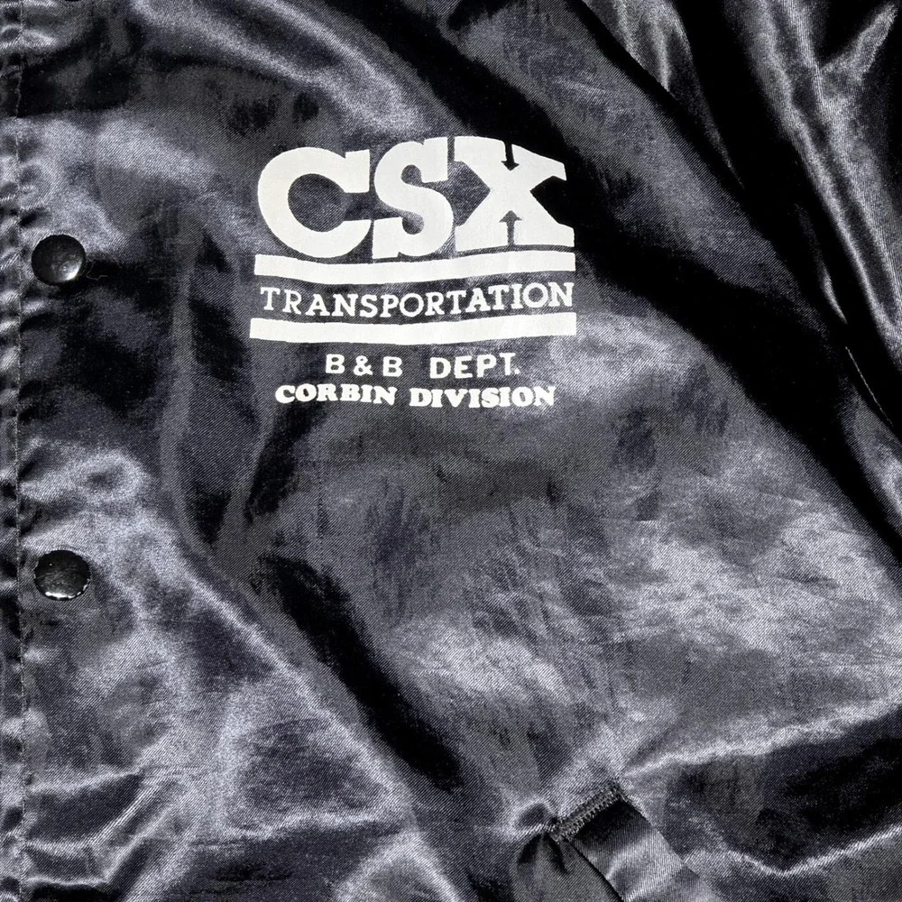 Vintage Hilton‎ CSX Transportation Satin Bomber Jacket Mens Large Black USA Made